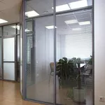 Интерьерные офисные перегородки и двери из каленого стекла,  алюминия  