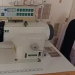 Продам  б/у промышленную швейную машинку Zoje zj9800A - D3B