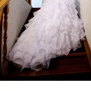 Фееричное свадебное платье