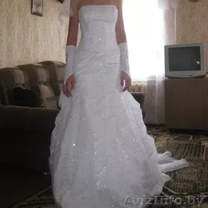 Продам элегантное и нежное свадебное платье