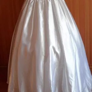Свадебное платье на прокат.