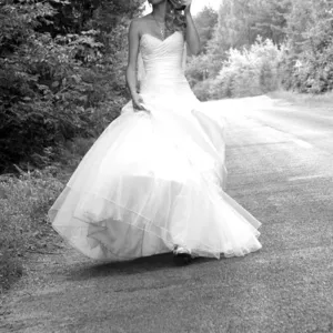 Изысканное белое свадебное платье