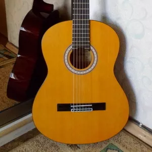 Продам классическую гитару Aria (Akn-15) новая