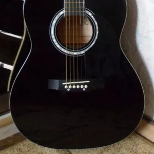 Продам акустическую гитару Varna Md-039, новая