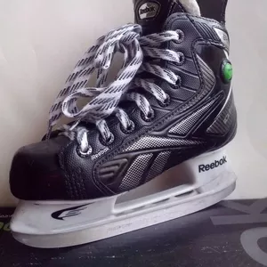 Продаю хоккейные детские коньки REEBOK 9K Pump  