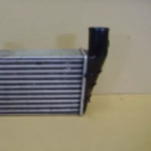Радиатор интеркуллера Volkswagen Passat B5. Мотор 2.5 TDI
