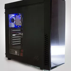 Мощный игровой компьютер с GTX1080 на борту.