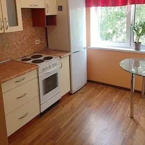`Продается 1 комнатная квартира возле м. Малиновка`