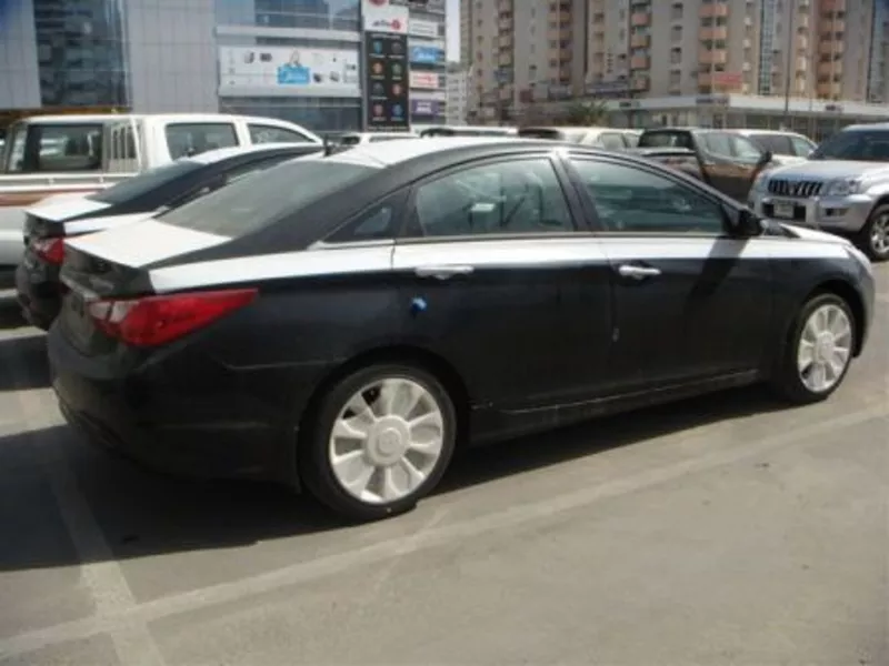 продам Hyundai Sonata VI 2.4 i 16V 2011 года 4