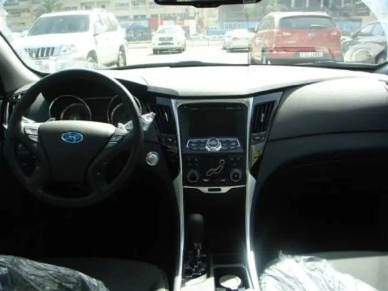 продам Hyundai Sonata VI 2.4 i 16V 2011 года 10