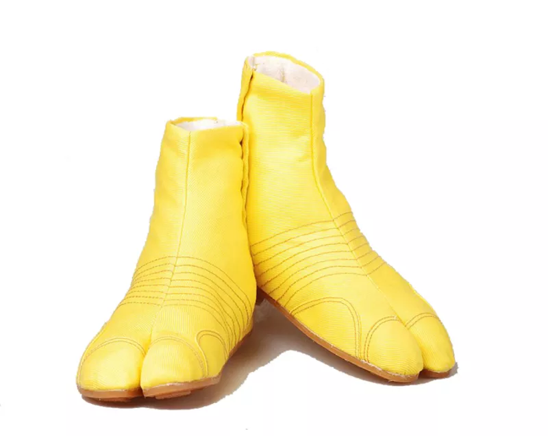 Ninja shoes. Таби. Ниндзя шуз модель True Short Yellow.