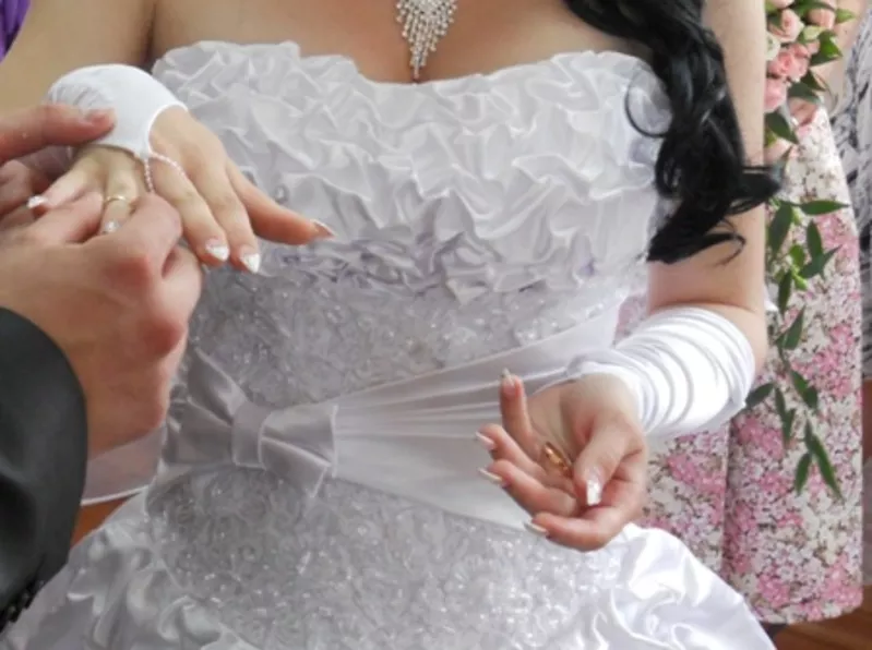 прекрасное свадебное платье 3
