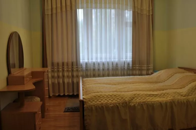Сдаю гостиничные номера, комнаты посуточно недорого Киев 3