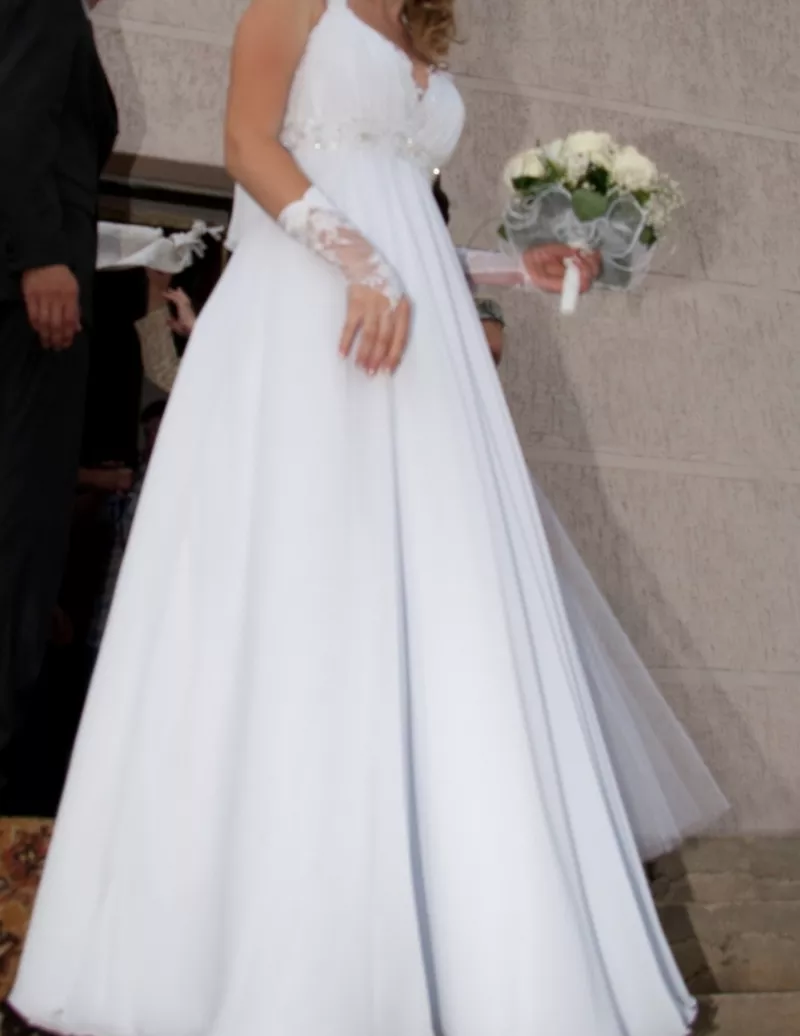 изысканное белое свадебное платье в греческом стиле 2