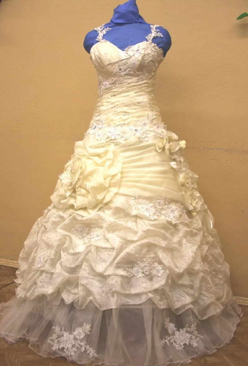 Продам свадебное платье цвета шампань 4