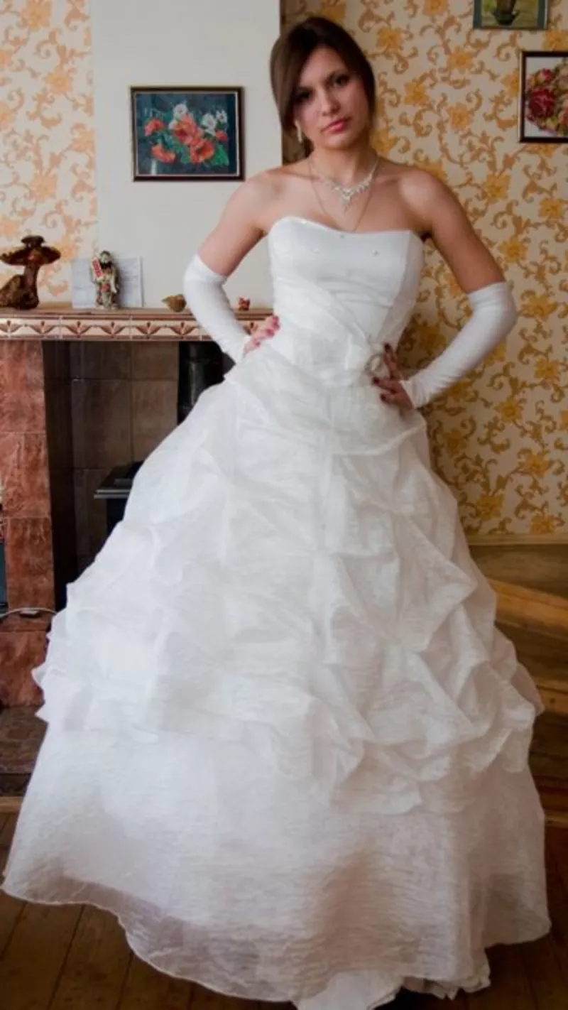 свадебная одежда для жениха и невесты 23