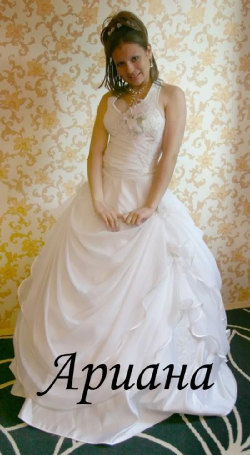 свадебные платья для невесты.фраки и смокинги жениху 17