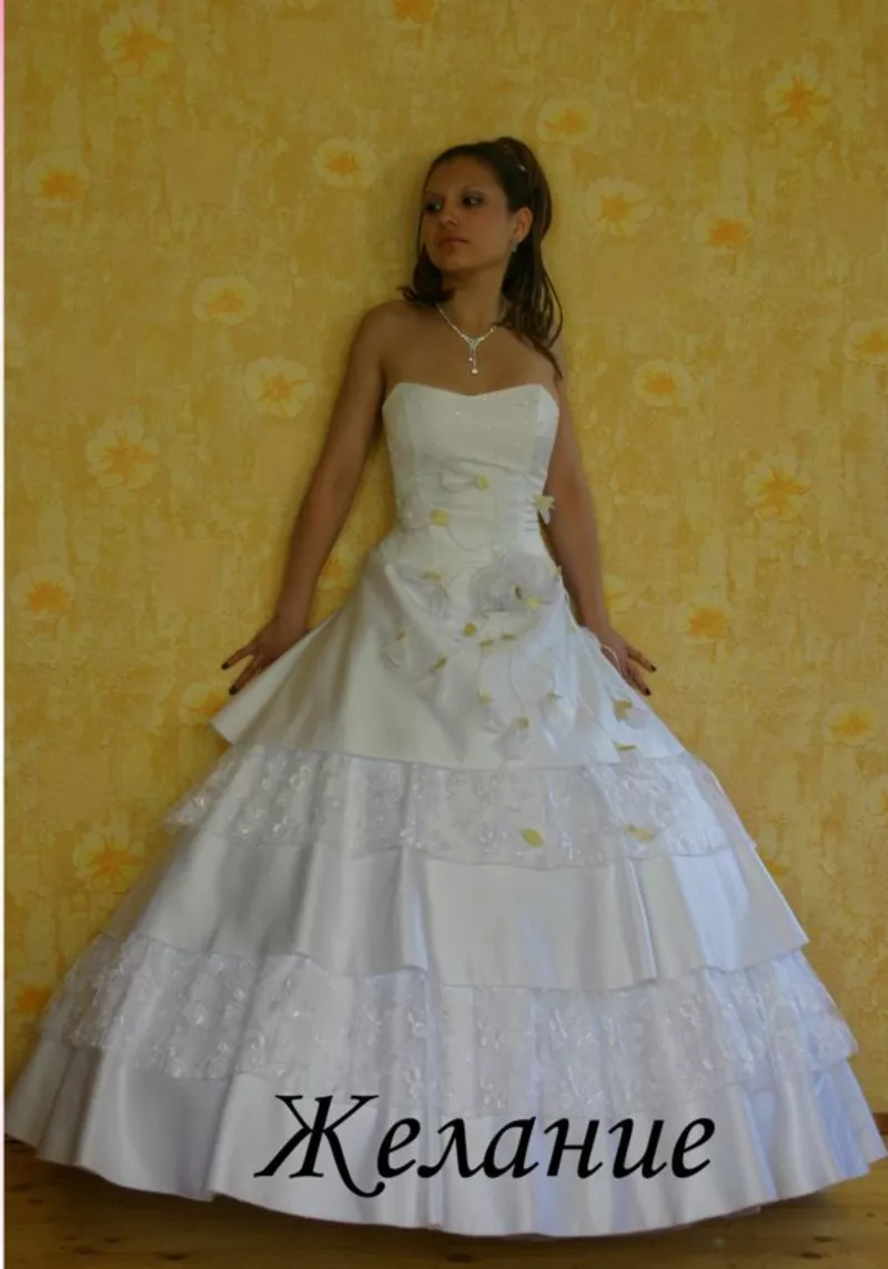 свадебные платья для невесты.фраки и смокинги жениху 24