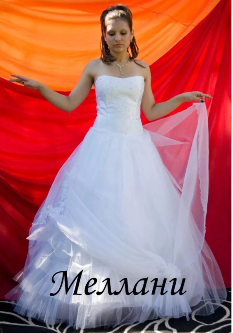 свадебные платья для невесты.фраки и смокинги жениху 33