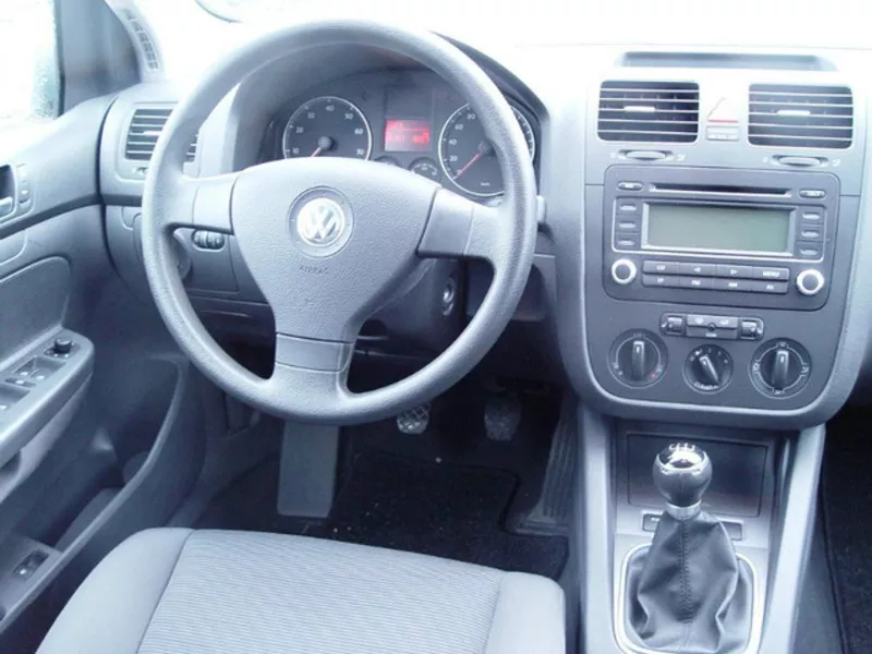 2005 Volkswagen Golf 1.4,  4800usd 3