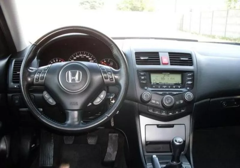 Honda Accord.2006 4