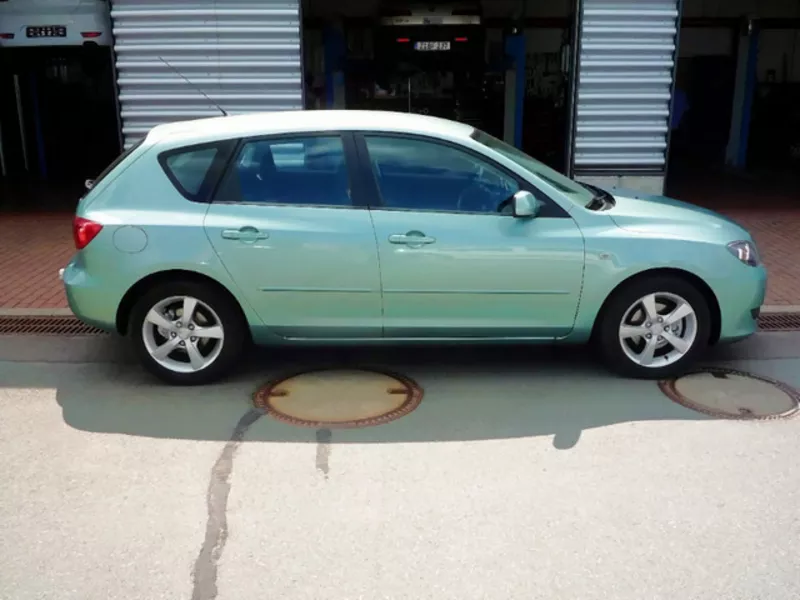 Mazda 3, 2004--4200$ 2