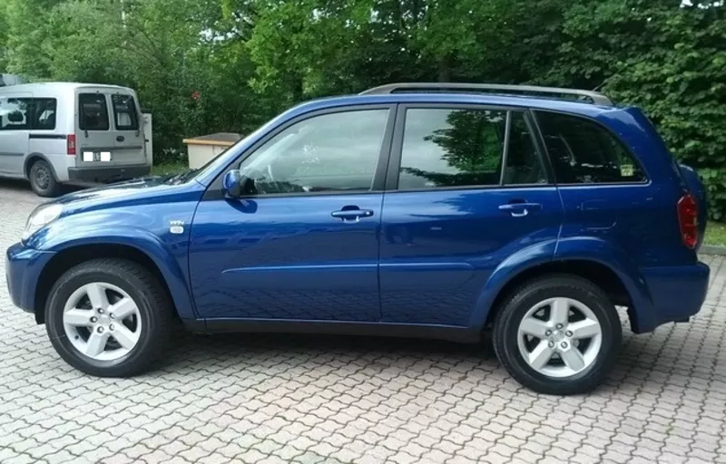 Toyota RAV4 - 2004 3