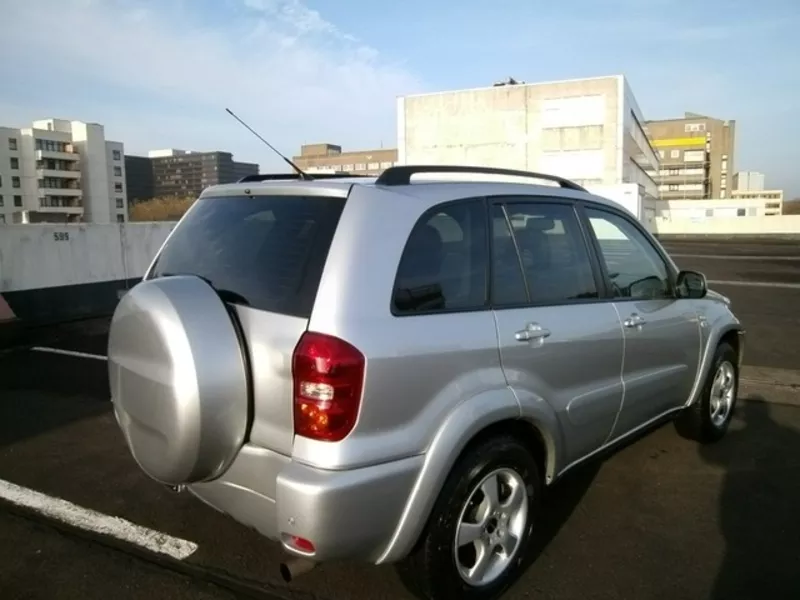 Продам автомобиль Toyota Rav 4 II 2004 3