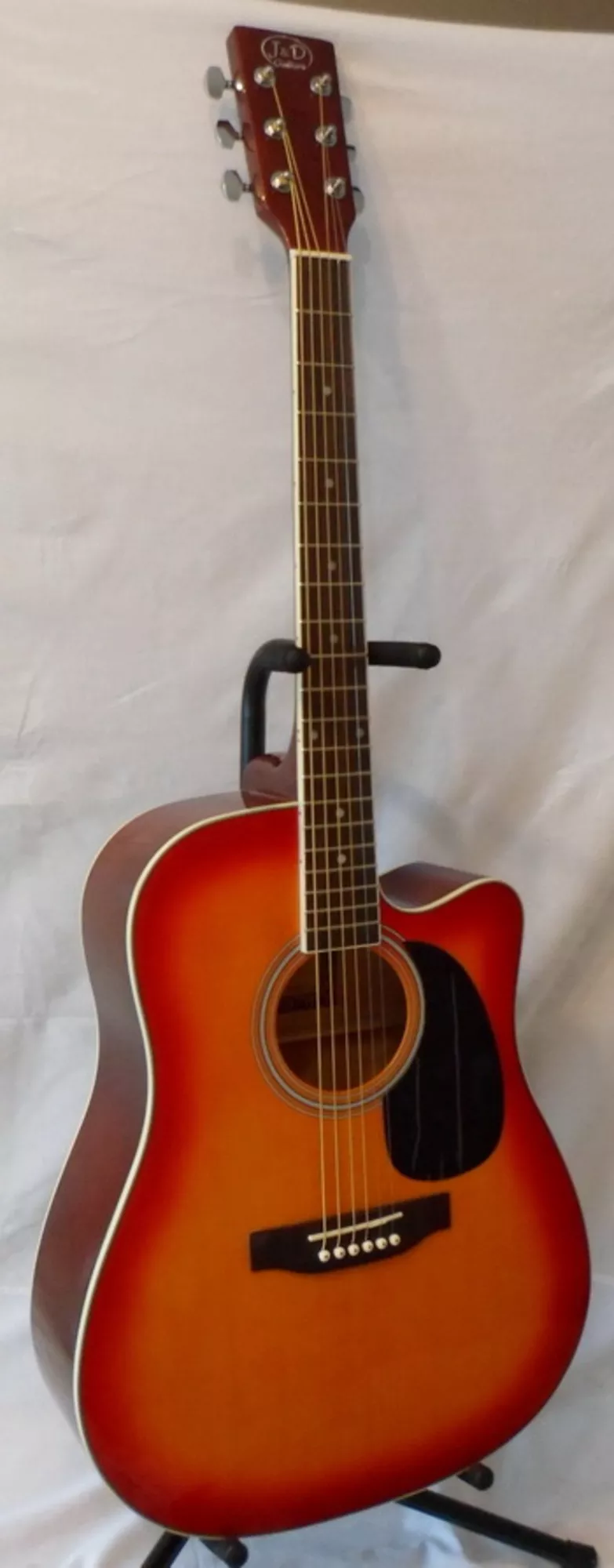 Продам акустическую гитару J&D (AG-8c), новая,  доставка 2