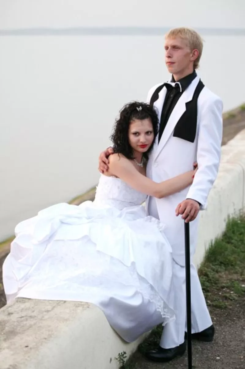 свадебные платья невесте, смокинги и фраки жениху прокат и пошив 5