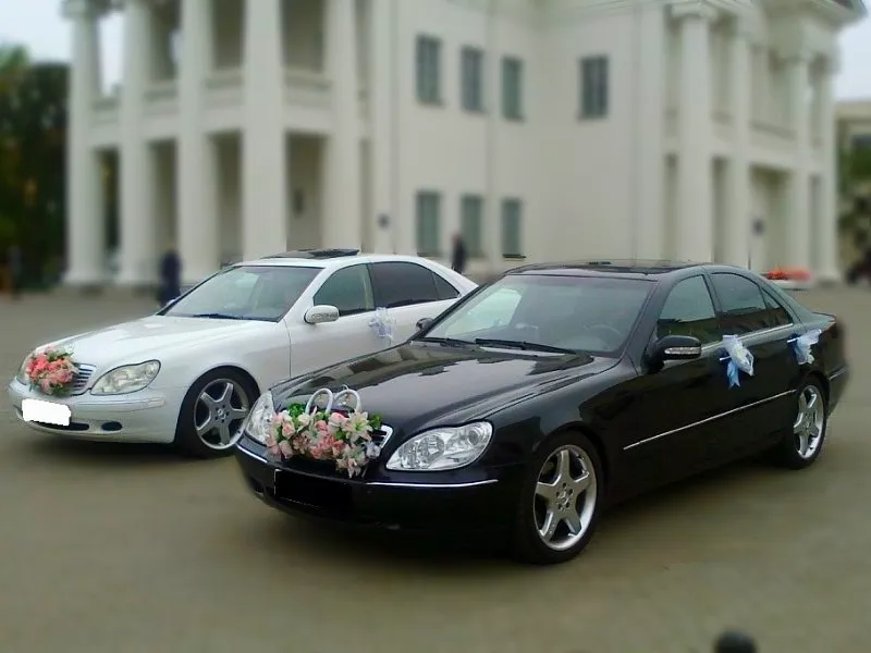 Машины на свадьбу, свадебный кортеж,  Прокат,  Аренда Крайслер 300C . 4