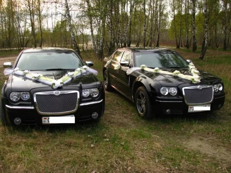 Свадебный кортеж Chrysler 300C в наличии черные и белые авто . Микроав 3