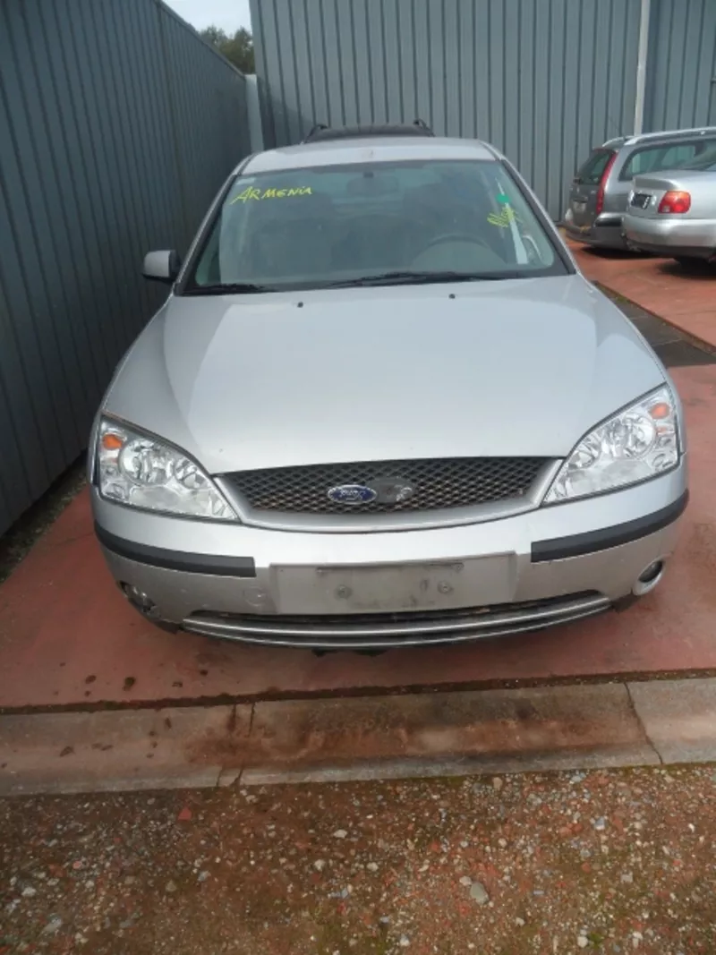 FORD MONDEO 2.0i 2002 года 4АКПП