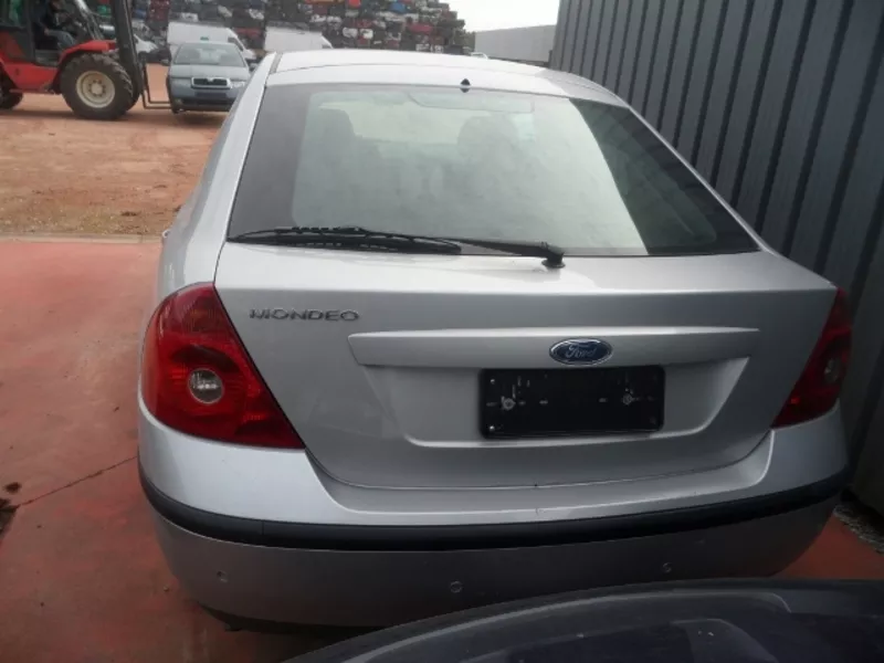 FORD MONDEO 2.0i 2002 года 4АКПП 2