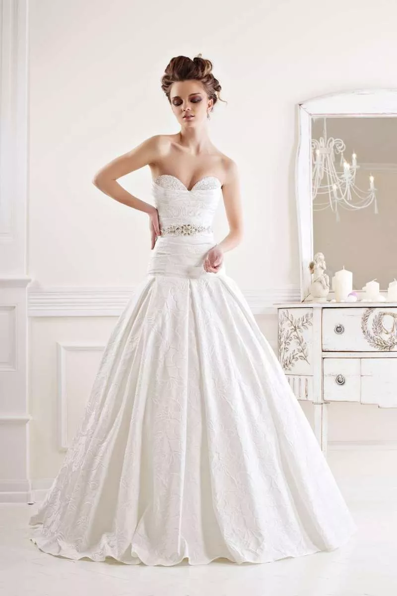 Продается свадебное платье фирмы Tulipia