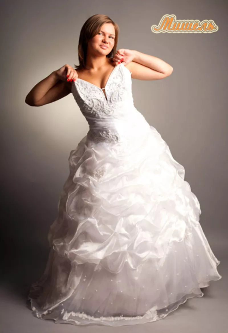пышным невестам свадебные платья большого размера 24