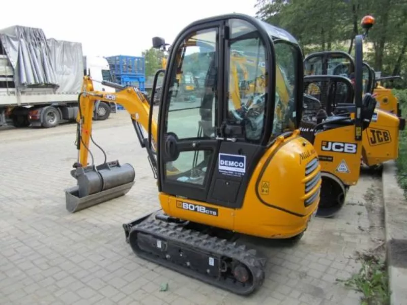 JCB 8018  мини-экскаватор 3