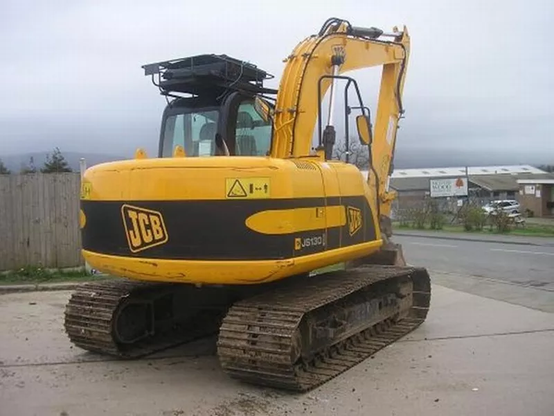 JCB JS130  экскаватор 3