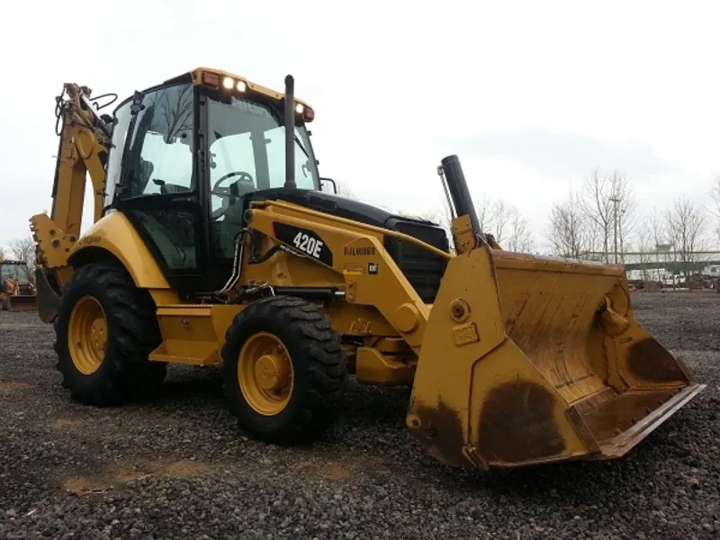 2011 CATERPILLAR 420E экскаватор-погрузчик