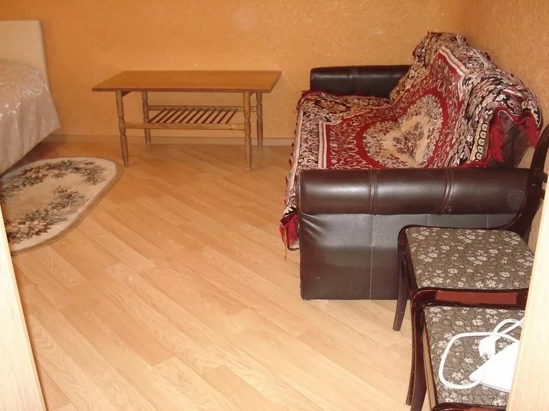Уютная,  чистая 1-комнатная квартира на сутки в Минске,  бесплатный интернет Wi-Fi,  большая кровать,  кабельное ТВ 49 каналов,  бронирование. 4