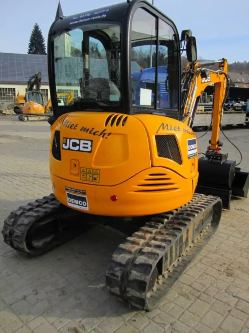 2012  JCB 8030  3