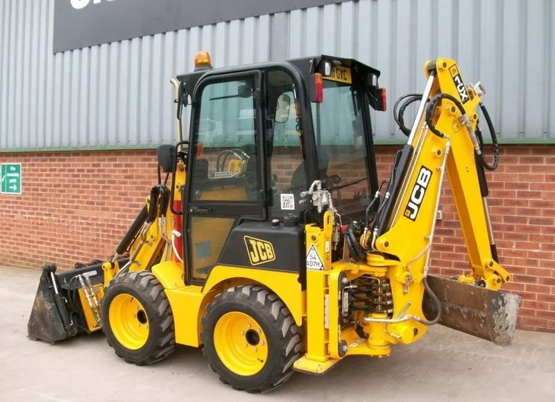 2011  JCB 1CX  3