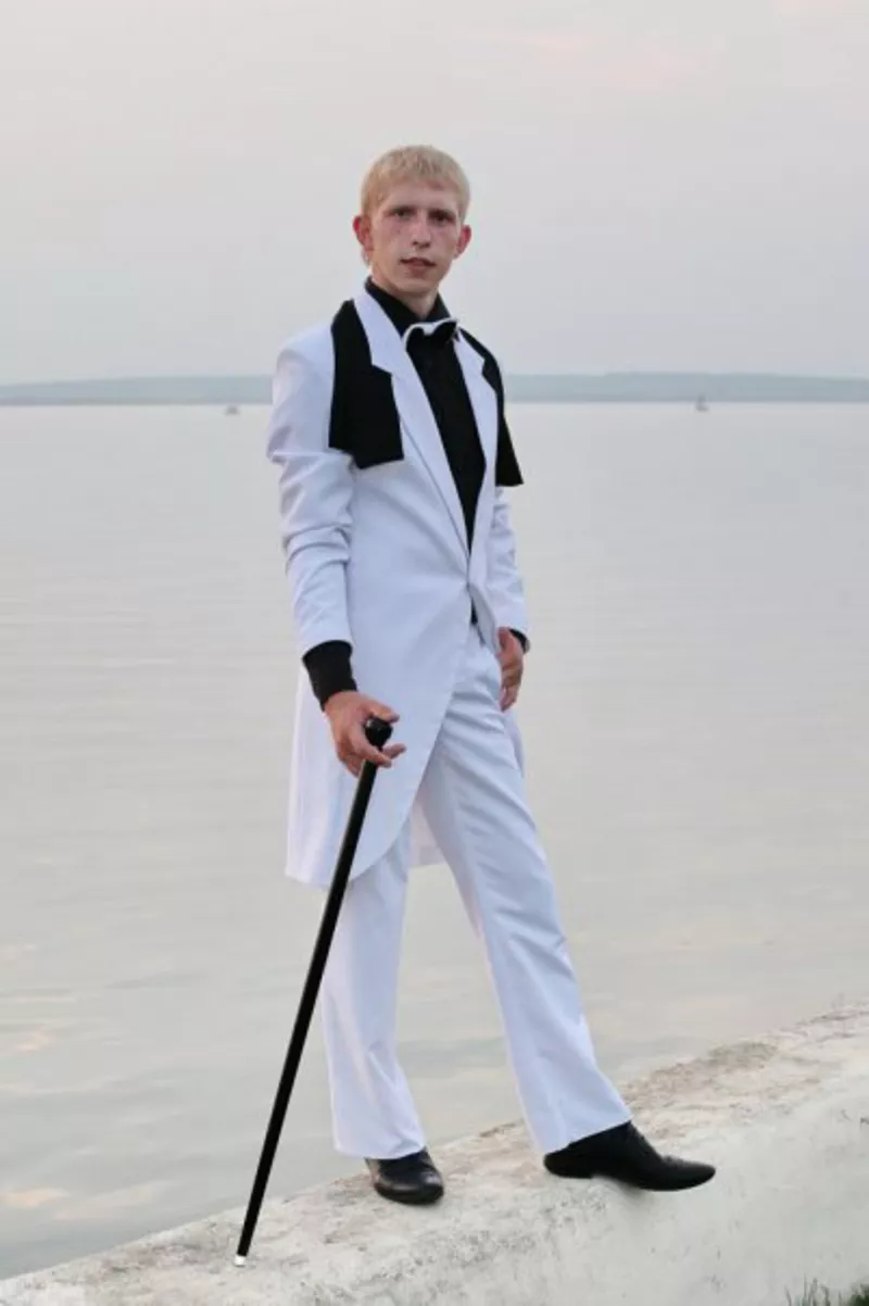 смокинг приталенный с бархатной шалькой, мужские костюмы, фраки 8