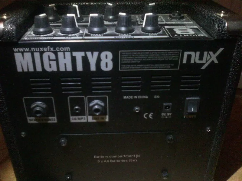 Продам комбик NUX mighty 8 3