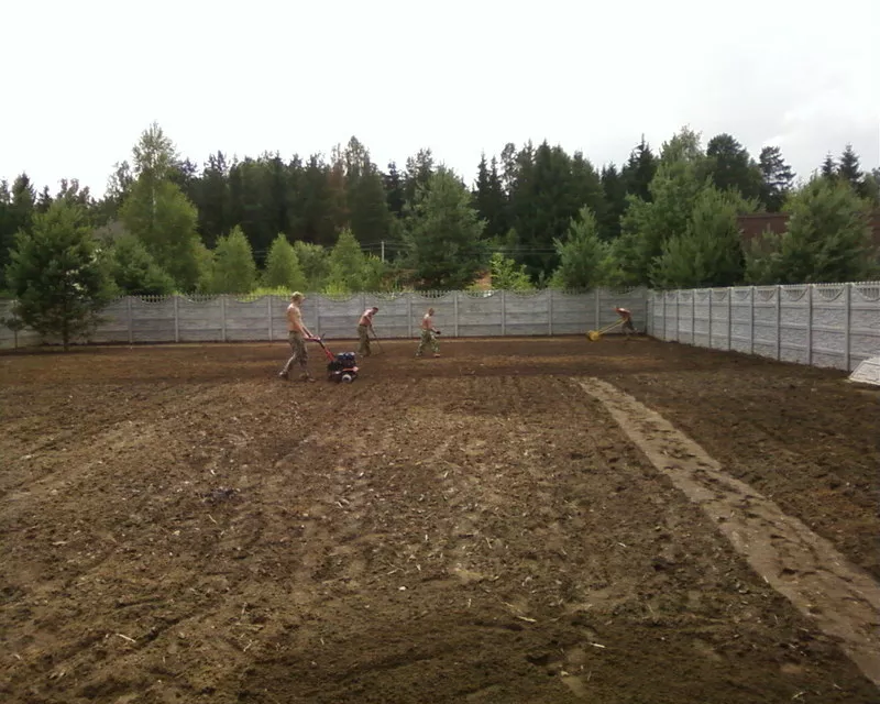 Вспахать участок,  перекопать землю под огород - Услуги в Минске