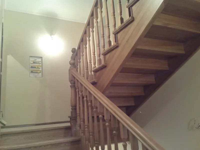 Лестницы из массива
