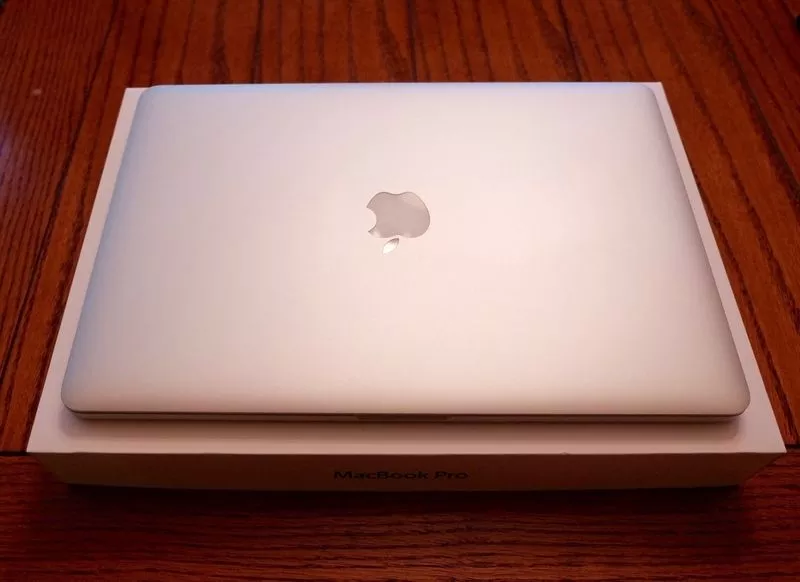 Apple MacBook new original