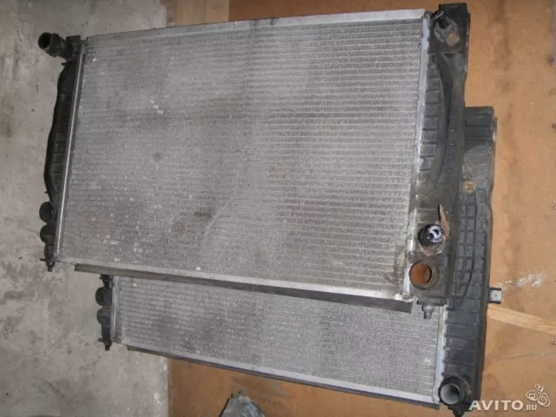 Радиатор охлаждения,  кондиционера Б/У Фольксваген Пассат B6 и В5 2
