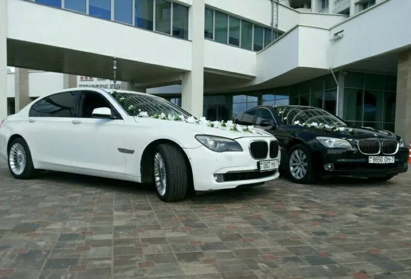 BMW 7 F01/ F02 в Минске. Свадебный кортеж. Черная и белая 