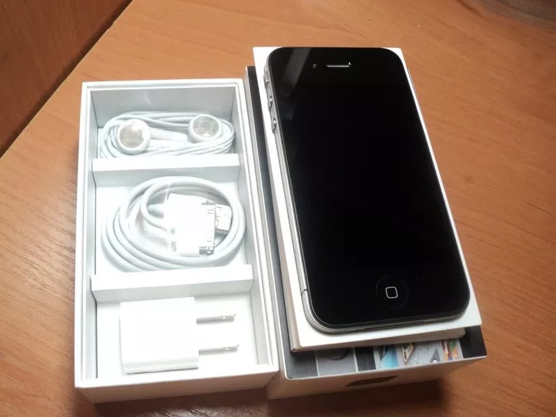 Iphone 4S 16 гб,  новый ,  чёрн.бел. ПРОДАМ за копейки 2